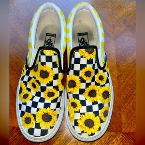 Vans black & white sunflower - size 10 women / 8.5 men